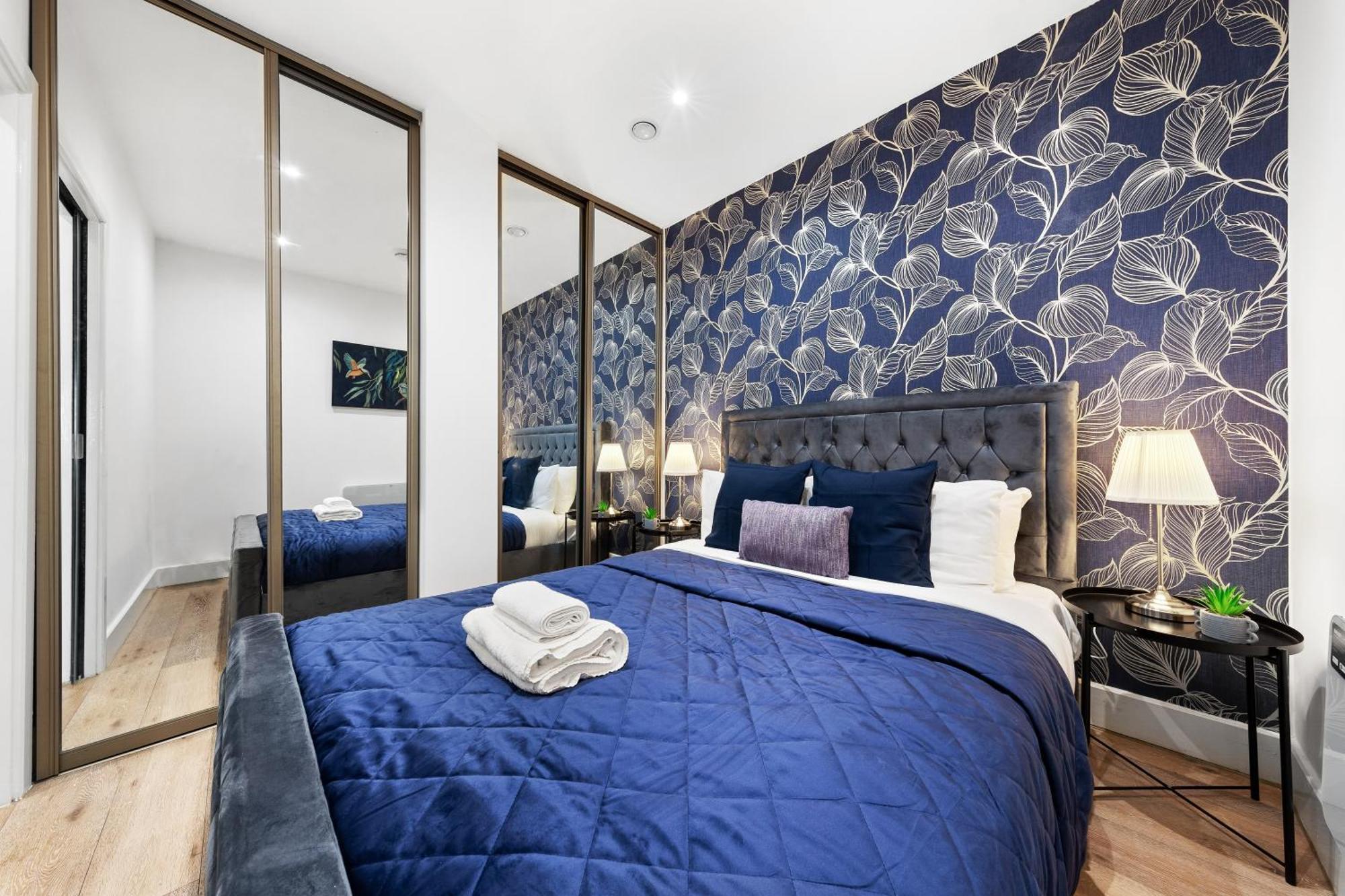 Modern One Bedroom Flat - Sleeps 5 -Near Heathrow - London Ub3 Bagian luar foto