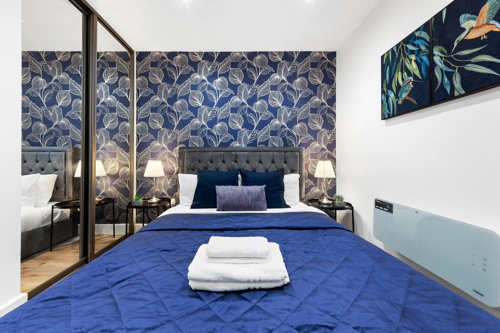 Modern One Bedroom Flat - Sleeps 5 -Near Heathrow - London Ub3 Bagian luar foto